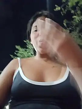 Broken_Latina_Whores_JE - finger on my pussy 🥰