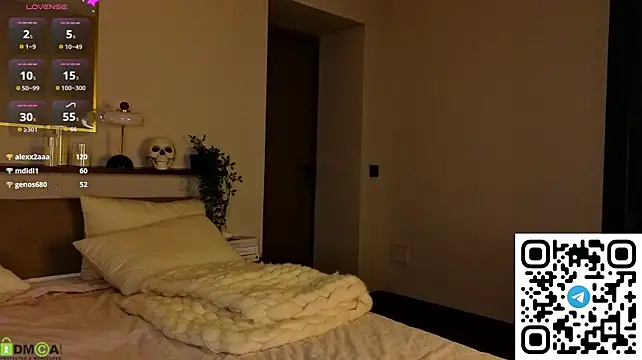 Selena_Sharp