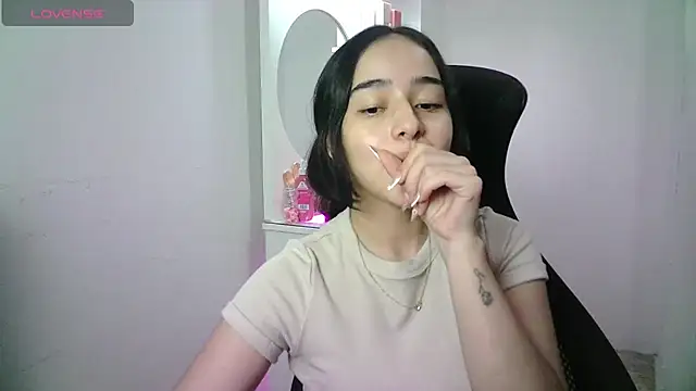 Aineangeel - pussy and ass