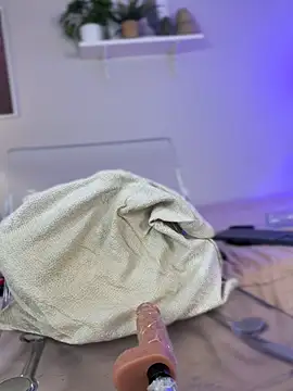 Hannaasweet - Open your mouth drink my squirt control
