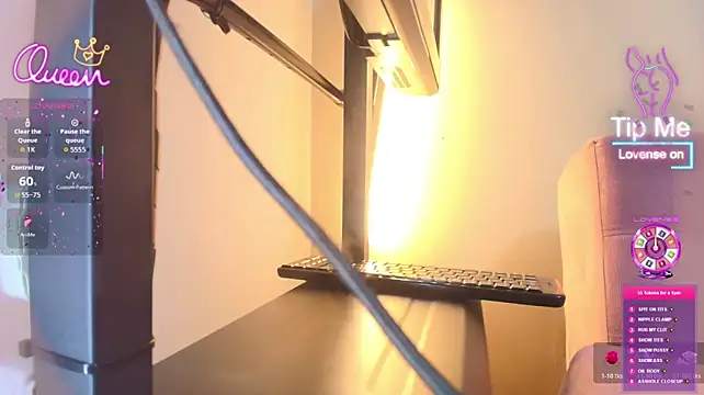 SunnyGilmoree - MY ACTIVE TOY PLAYS WITH MY PUSSY♥