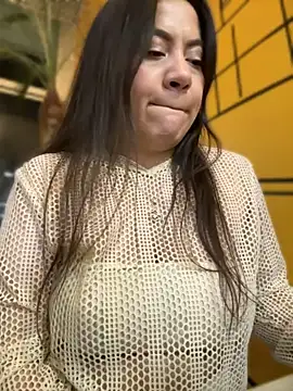 Bella_Pascualina - Show tits in public 🍒
