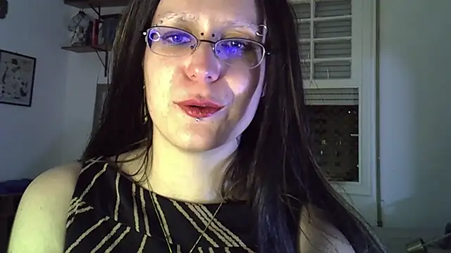 Niveahssein - suck dildo