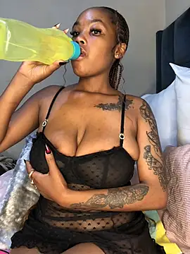 Nicole-Liam- - Ultra High Vibes