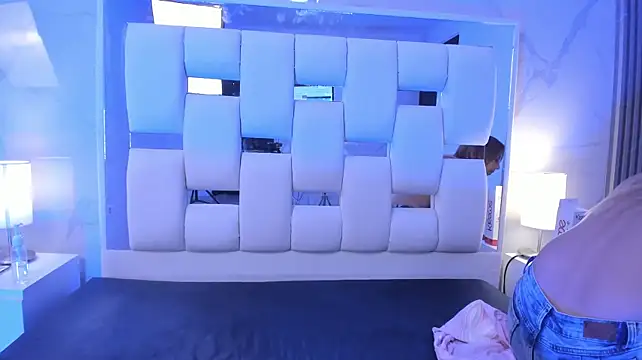 AngelaBeker_