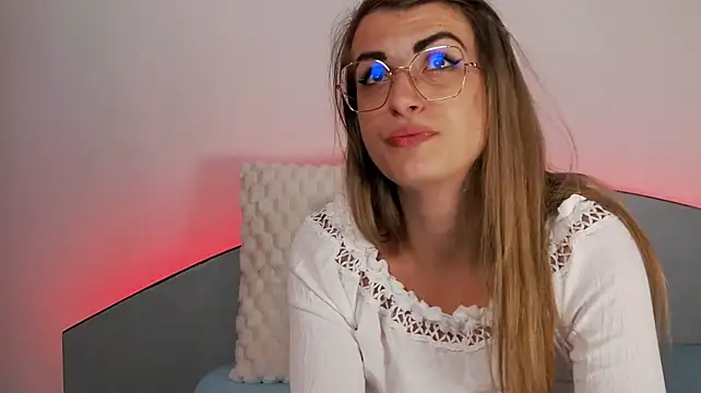 Tracyix - Dildo RIDE😈