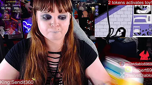 VelvetDiablo - butt plug and ass worship