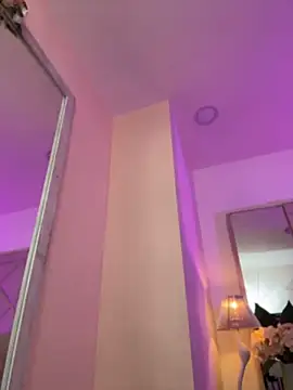 AliciaRoux - Deep dildo fuck until wet