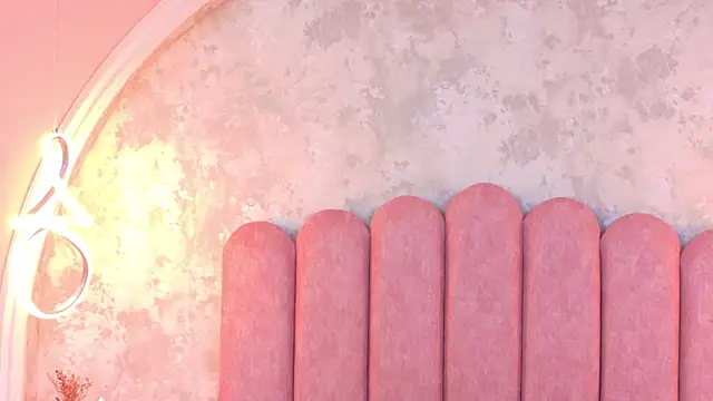 MiaLaurents - Oil my body shiny 🛢️✨