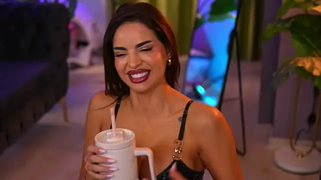 Arabian_Rose - Finger My Pussy in Doggy🥵💦