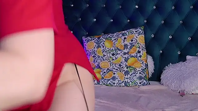GoldenGoddess44 - fuck my pink pussy