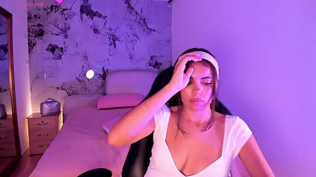 Isabela_wolf - Blowjob + Saliva in Boobs