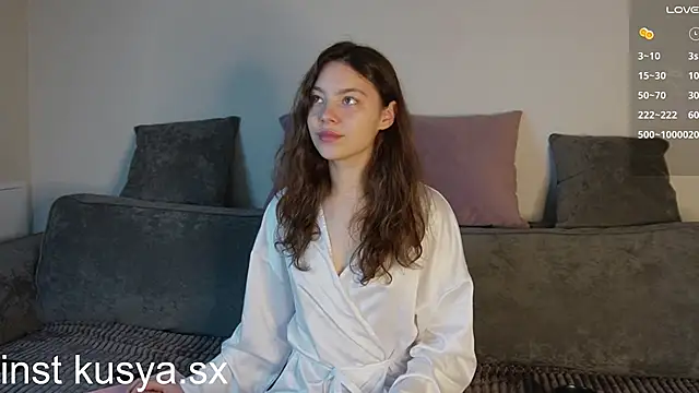 KusyaSex - oil glitter striptease show
