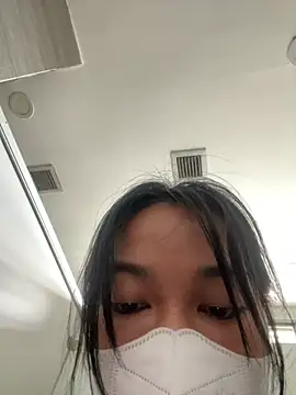 HoneyNana2000 - Take off bara on the bus. Cởi áo zú🫣💦