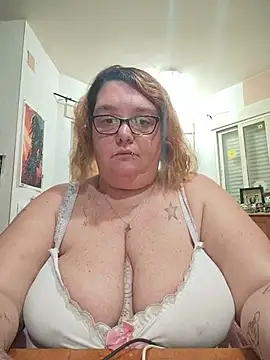 Diosacurvy1984 - Desnudame