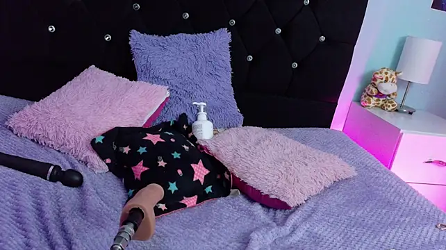 Lizz_bela1 - naked (5min)