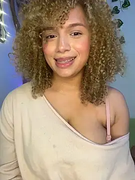 Esperanza_Gomez1 - Oil and finger in my ass😈