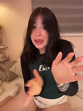 Evelynrosess1 - “Amazing squirt for you”32tks(tiket)