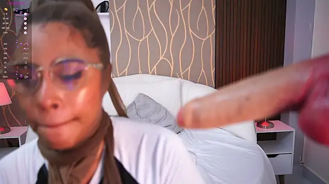 Camilaperson - spanking cameltoe in topless