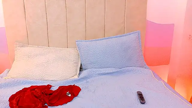 Lia_and_Sky - Big Squirt 💦🤤🍆