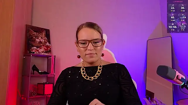 Lady_Shine - teasing you with my tits