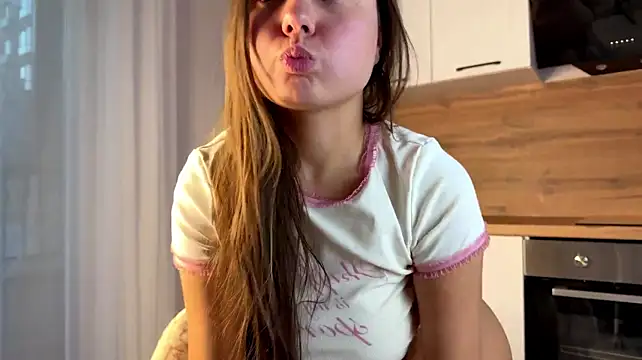 LunaHuurt - dildo anal