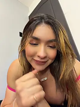 Jenn_fit - PLUG LONG TAIL+ BOUNCE HARD🔥