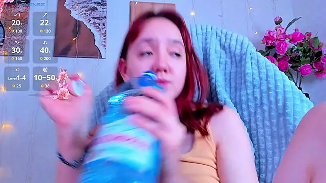 Fera1_Berry - dildo in pussy