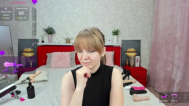 KattyPeachX - Fuck me Lash, Domi, Nora! Show pussy