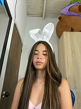 Milleradhara24 - show breasts + spanking