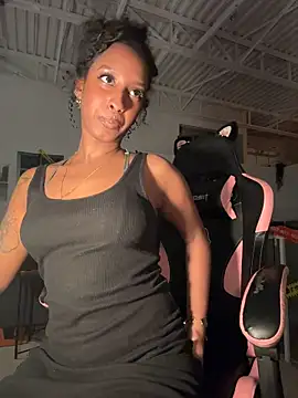 Your_Paris - Show prettyyy pussy