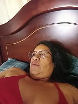 Emilif_ - Put on lingerie — Ponerse lencería