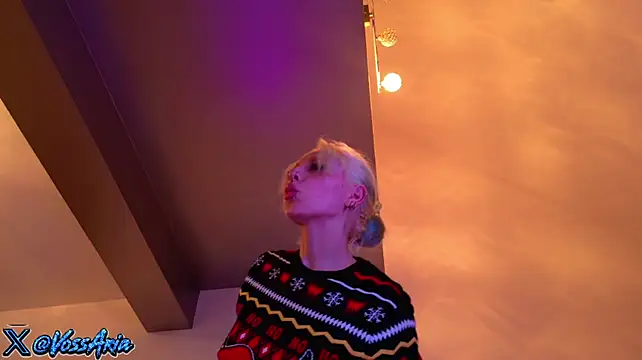 AriaVoss - My Ass Needs 5 Spanks