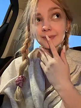 Elsawhere - take off BRA… TALK TO DRIVER😱🔞