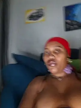 SquirtQueen222 - 🦋 A BIG SQUIRT 🦋