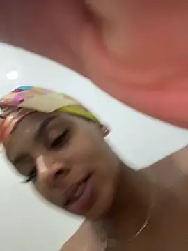 Julixxx22 - rub clitoris 1 min
