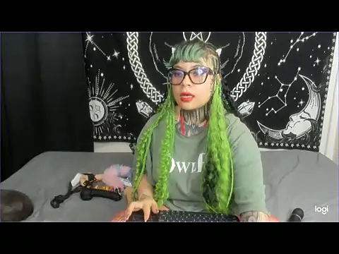 Driana_atee - get naked and pussy toy
