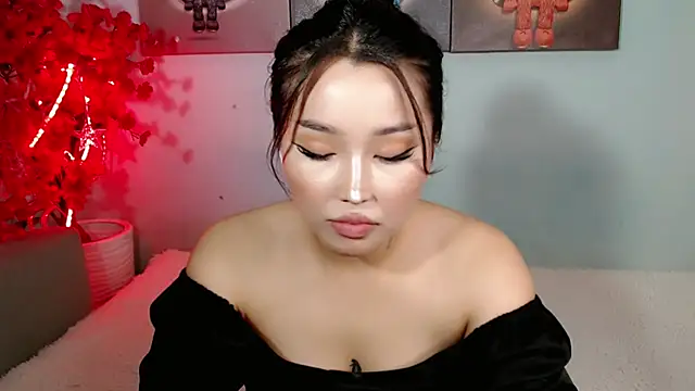 Ichiben - blowjob with 2 dildos