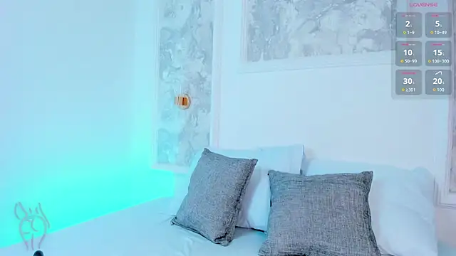 Atenea_jones - make bounce my ass without panties