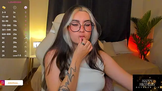 dakottaa_