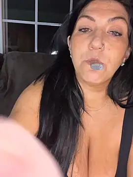 LittleMissEeve - Squirt alll over