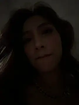 Naomiii__ - Naked jumping on the pillow💥🍒🍑