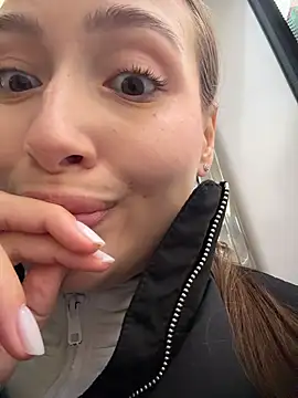 Coconut_milk - Pinch 1 nip on top! Full bus omg