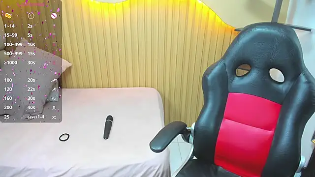MOLYTAYLOR2 - Full naked