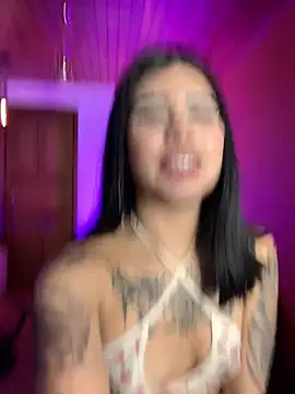 -Brittanny - Fingers in pussy