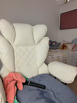 Itsclaiire - 💓plug in ass 💓