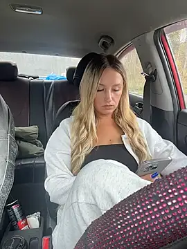 StasyWood - Show dildo🤤