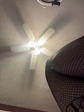 MyHoneyFrida - SEX MACHINE 10 min + cambió de lencería