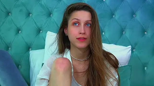 HaileyArden - yoga pose!