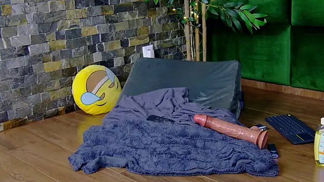 SelenSummer - squirt show!